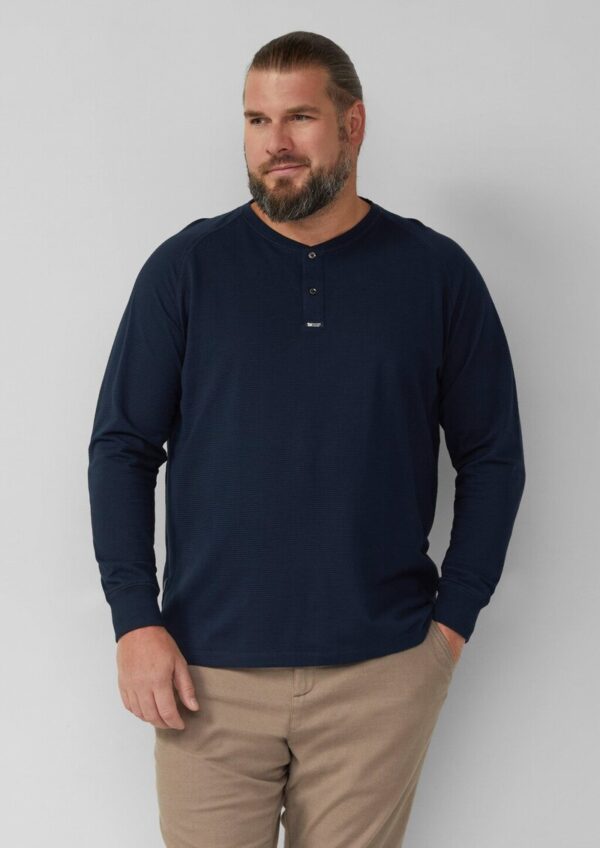 Strukturiertes Langarmshirt mit Henley-Ausschnitt