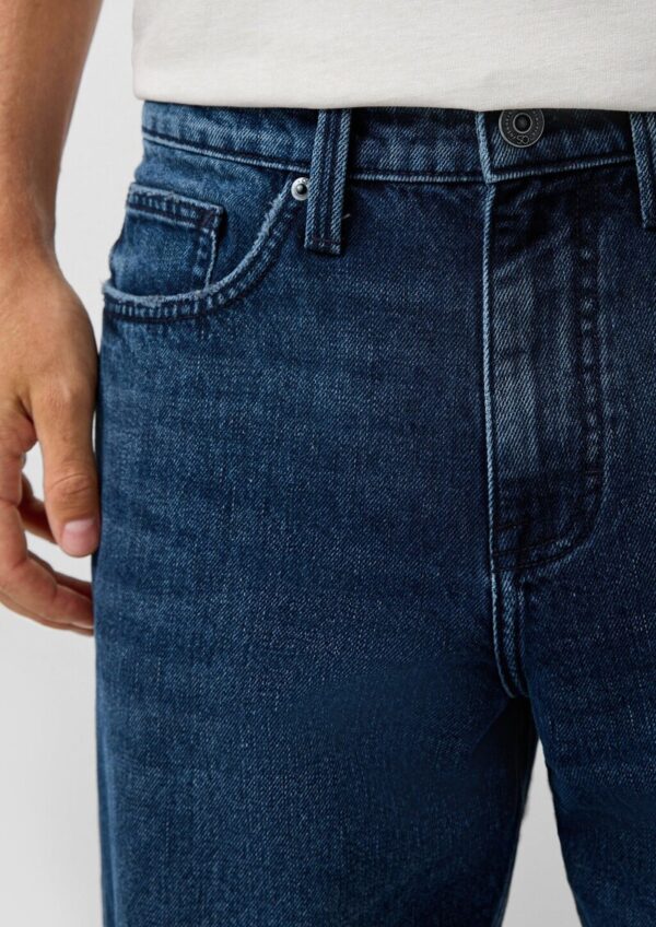 Denim Pete/ Regular Fit / Mid Rise / Straight Leg