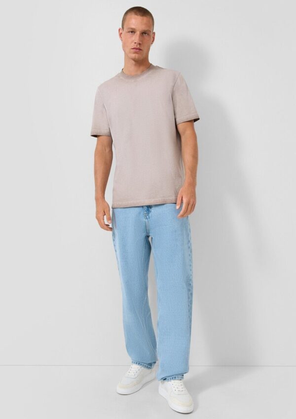 Jeans / Loose fit / Mid Rise / Straight Leg