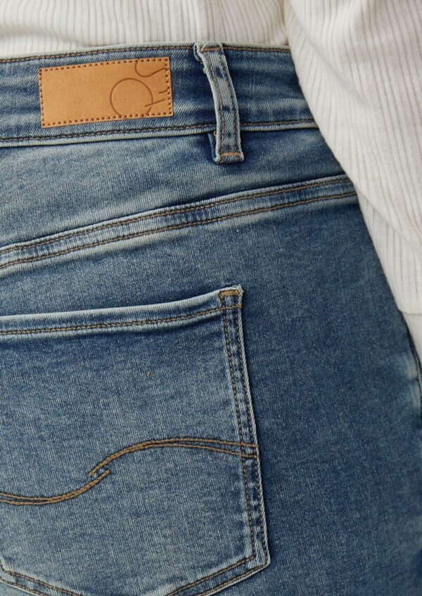 Jeans / Slim Fit / Mid Rise / Slim Leg