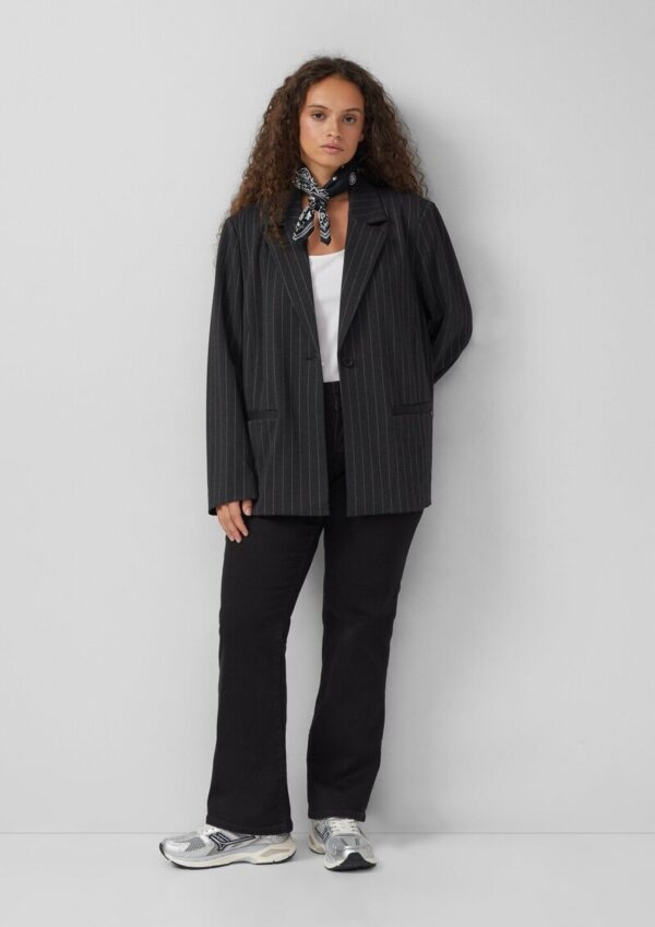 Jeans / Slim Fit / Mid Rise / Bootcut Leg