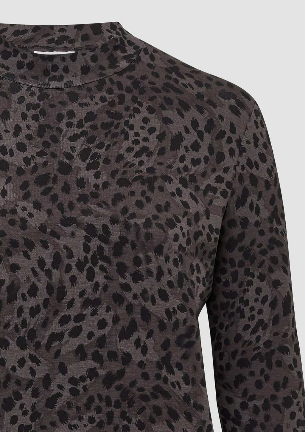 Fließendes Longsleeve mit Stehkragen