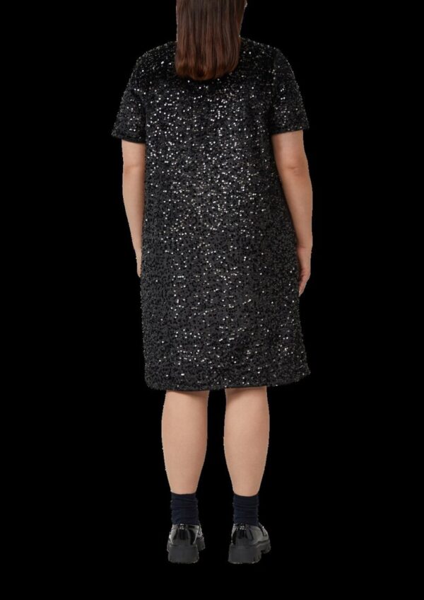 Samtkleid mit Pailletten