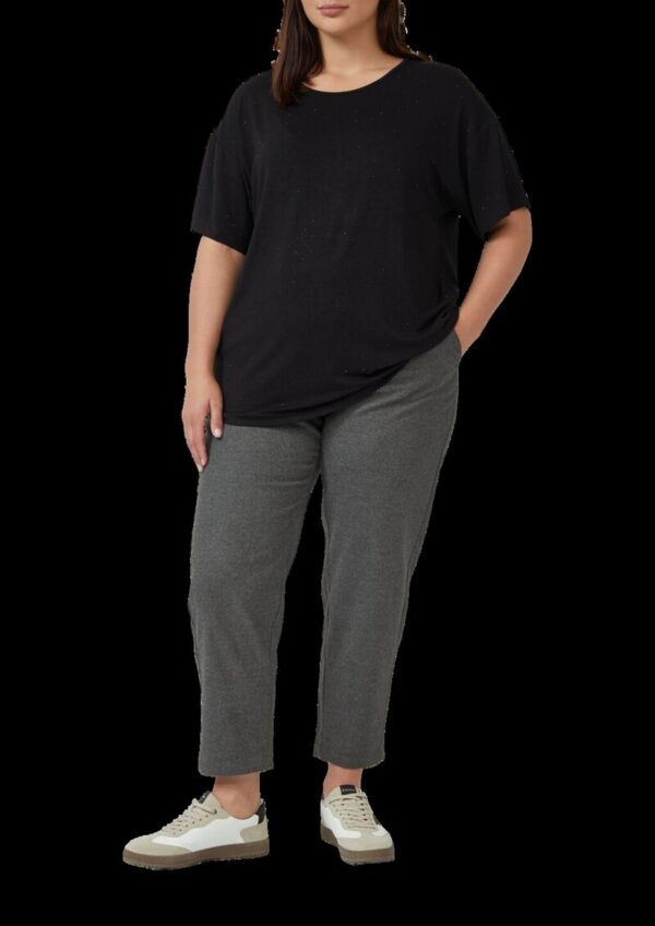 Fließendes T-Shirt mit Glitzersteinen