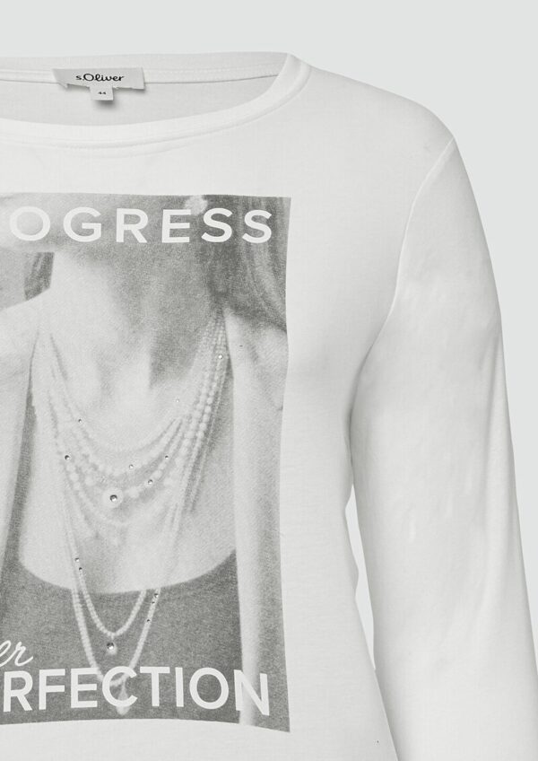 Weiches Langarmshirt mit Schmucksteinen