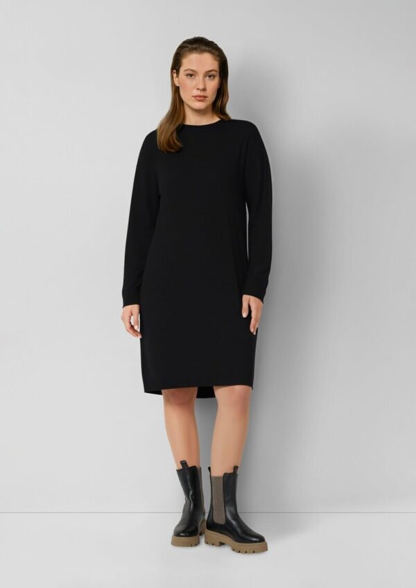 Feinstrickkleid mit Ripp-Detail am Arm