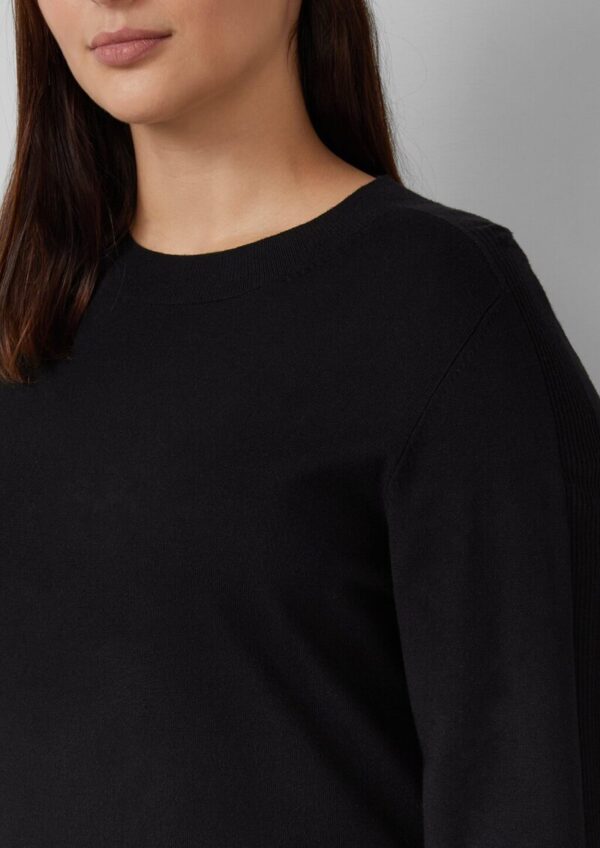 Feinstrickkleid mit Ripp-Detail am Arm