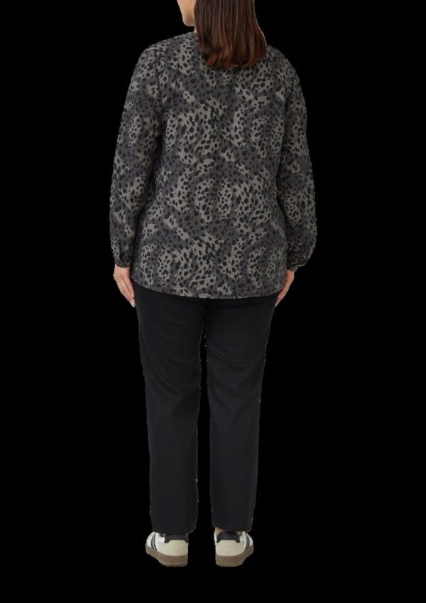 Langarmbluse aus Viskosemix mit Leo-Print