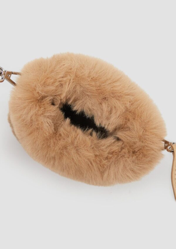 Handytasche aus Fake Fur mit abnehmbarem Schultergut