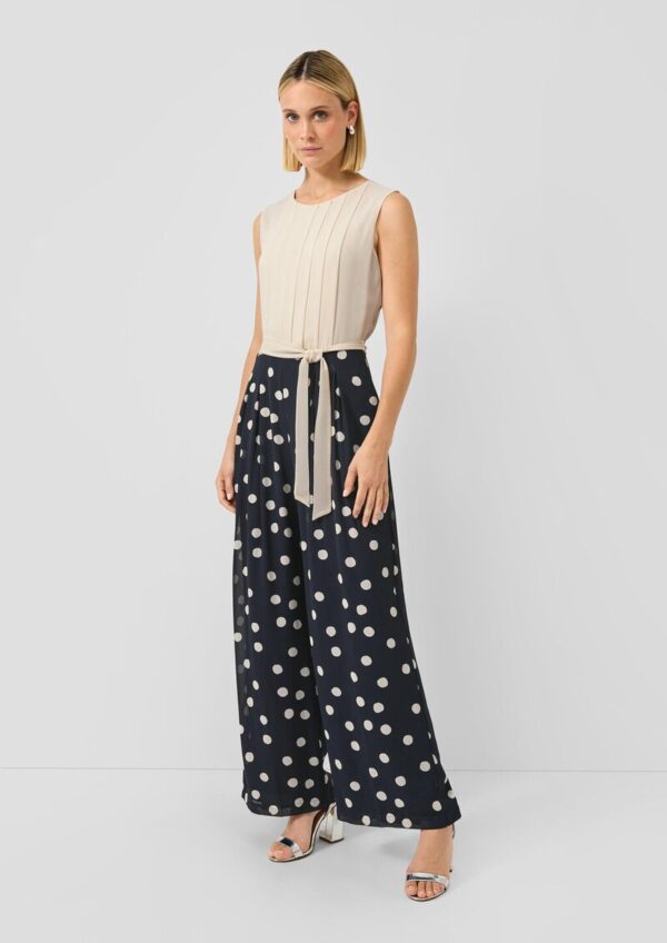 Ärmelloser Jumpsuit aus Chiffon