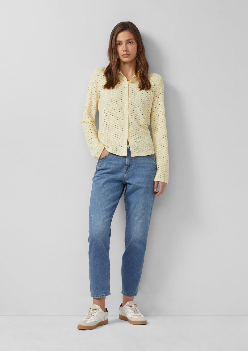 Jersey-Bluse aus Lochspitze