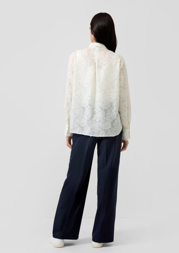 Elegante Chiffon-Bluse mit floralem Muster und Knopfleiste