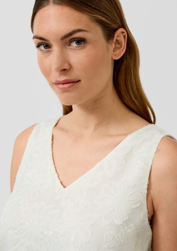 Ärmellose Chiffon-Bluse mit V-Ausschnitt und floralem Muster