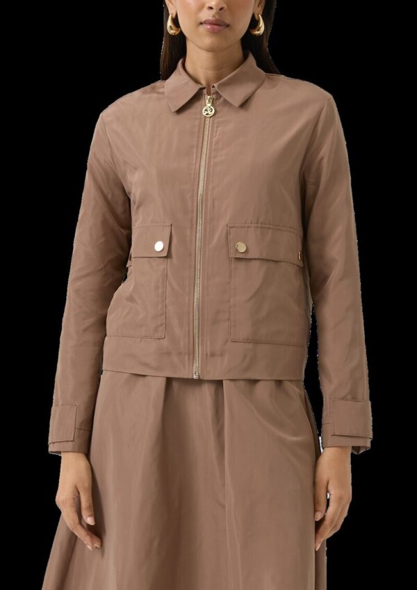 Jacke im Relaxed Fit mit Memory-Shape und Smok-Detail