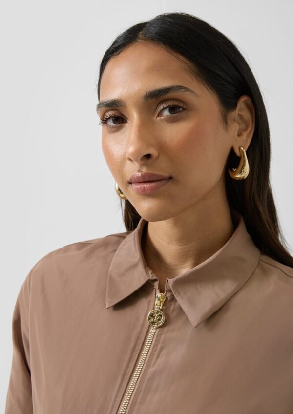 Jacke im Relaxed Fit mit Memory-Shape und Smok-Detail