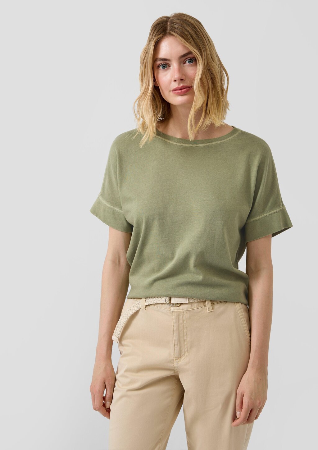 T-Shirt im Relaxed Fit mit Garment Dye und offenem Saum