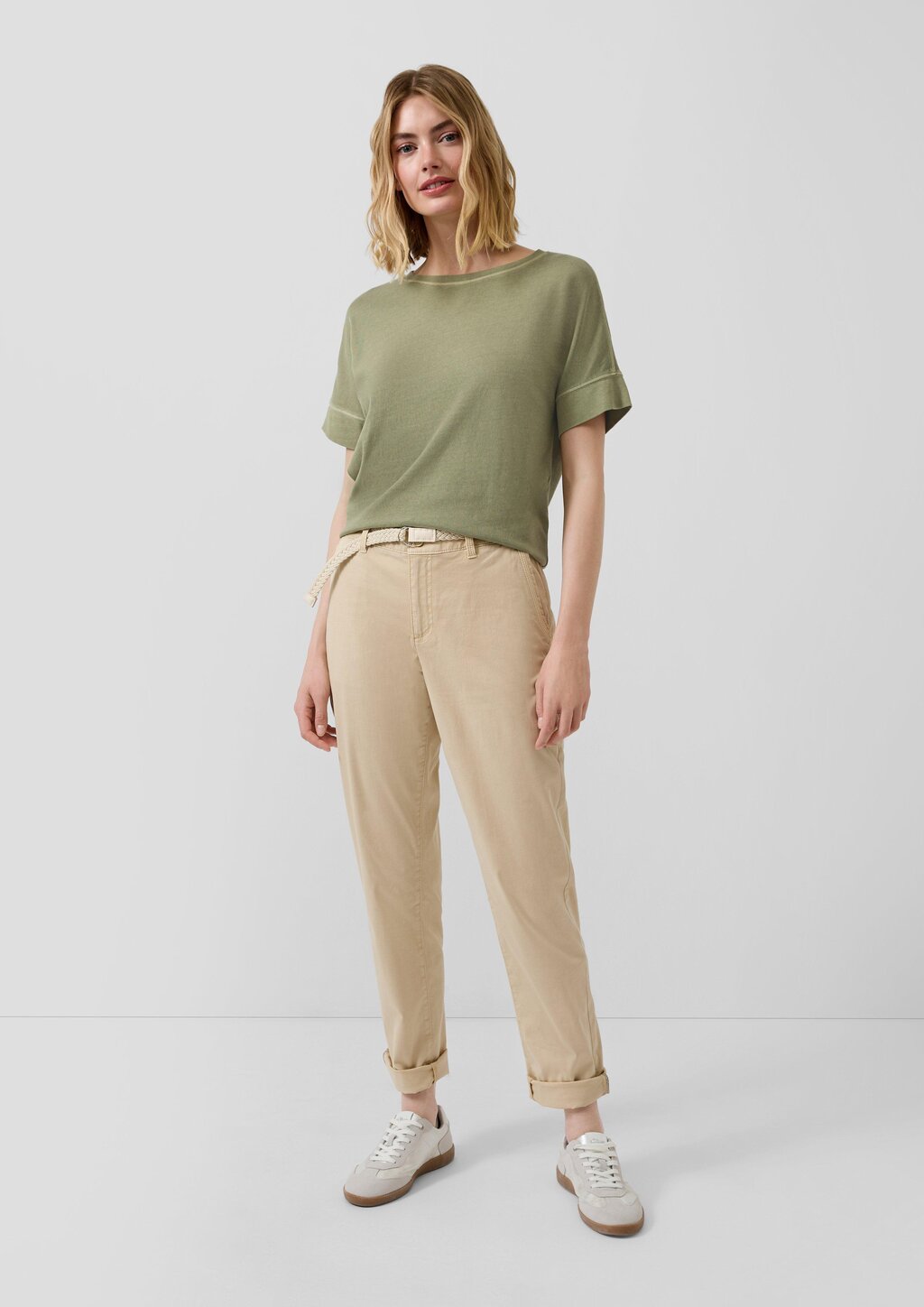 T-Shirt im Relaxed Fit mit Garment Dye und offenem Saum