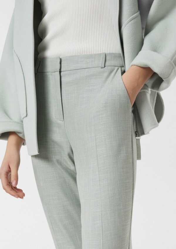 Elegante Cigarette-Pants mit Struktur