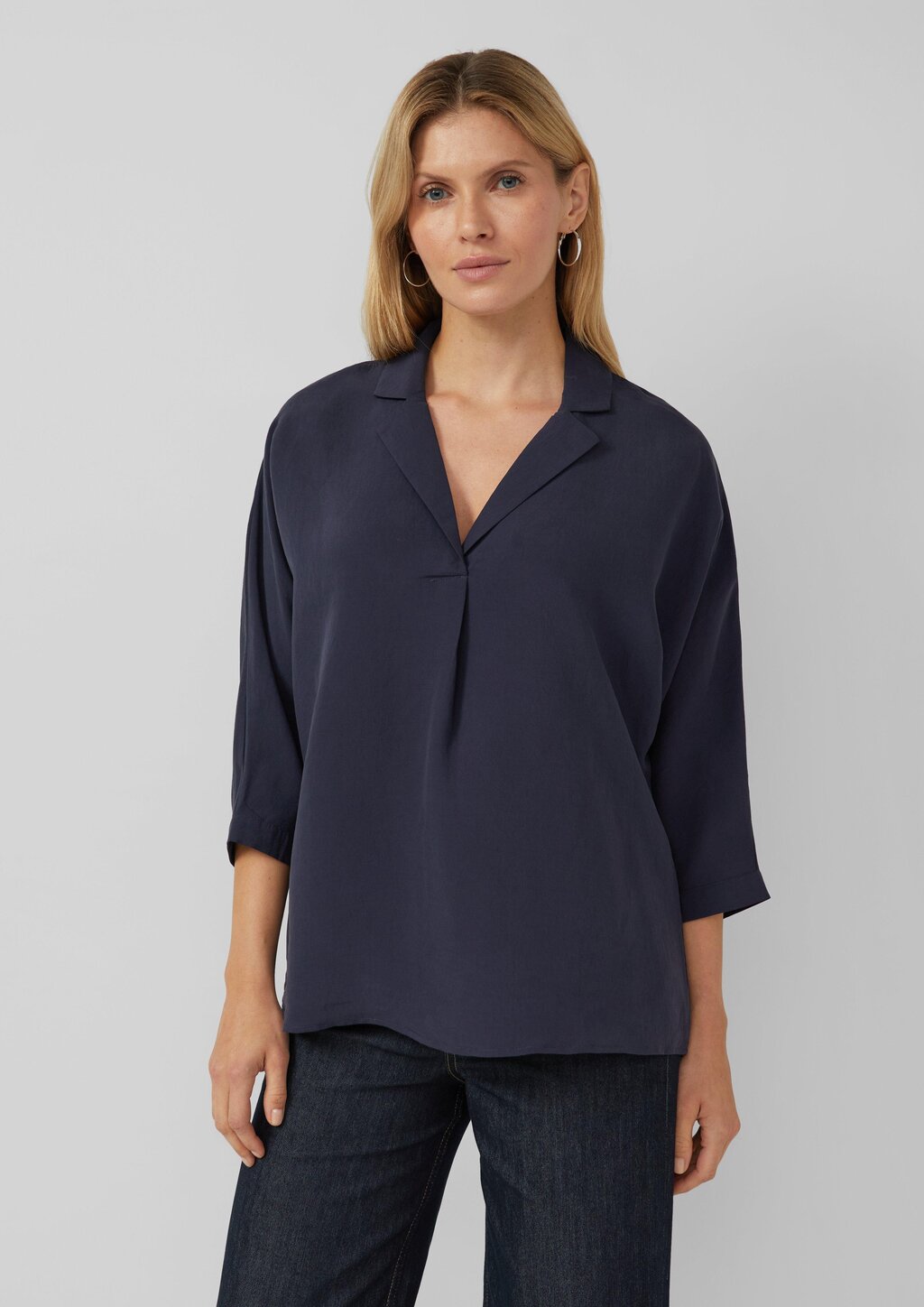 Relaxed-Fit-Hemdbluse mit Fledermausärmeln