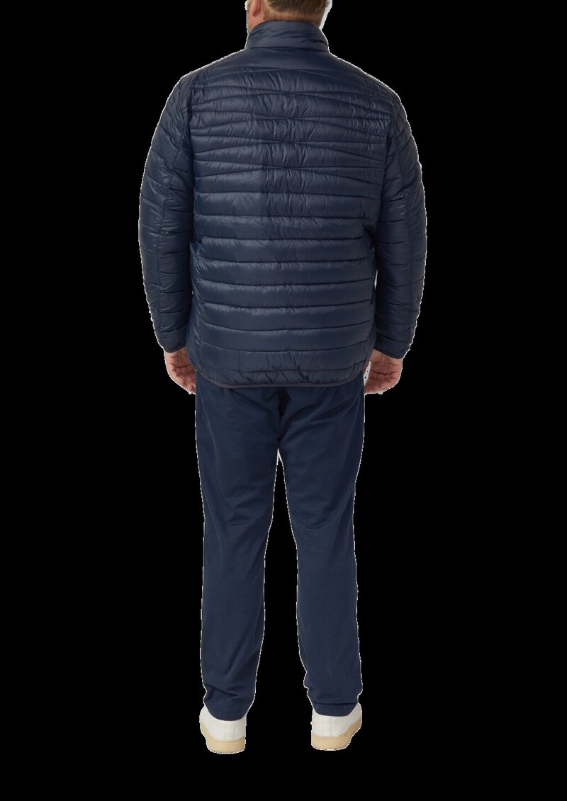 Sportive Steppjacke mit Stehkragen und Innentasche