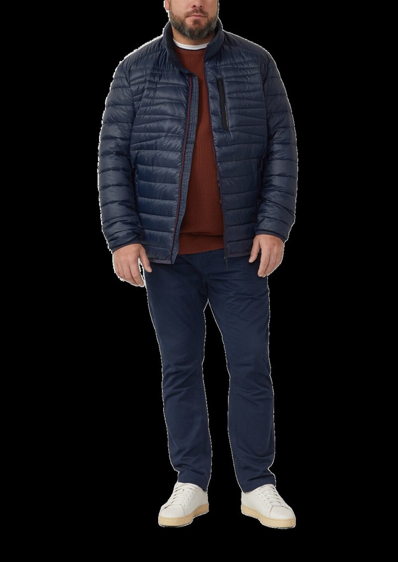 Sportive Steppjacke mit Stehkragen und Innentasche