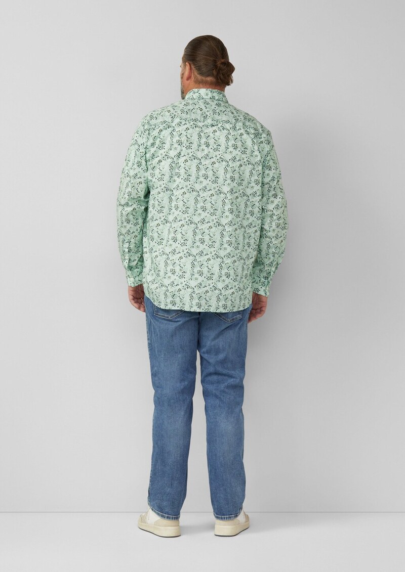 Slim Fit: Langarmhemd mit All-over-Print und Kentkragen