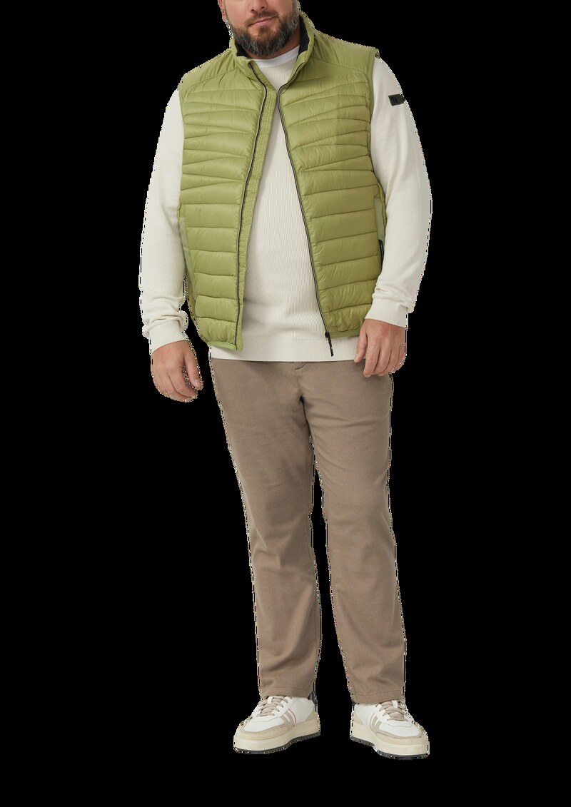 Leichte Steppweste mit Stehkragen und Kontrast-Details