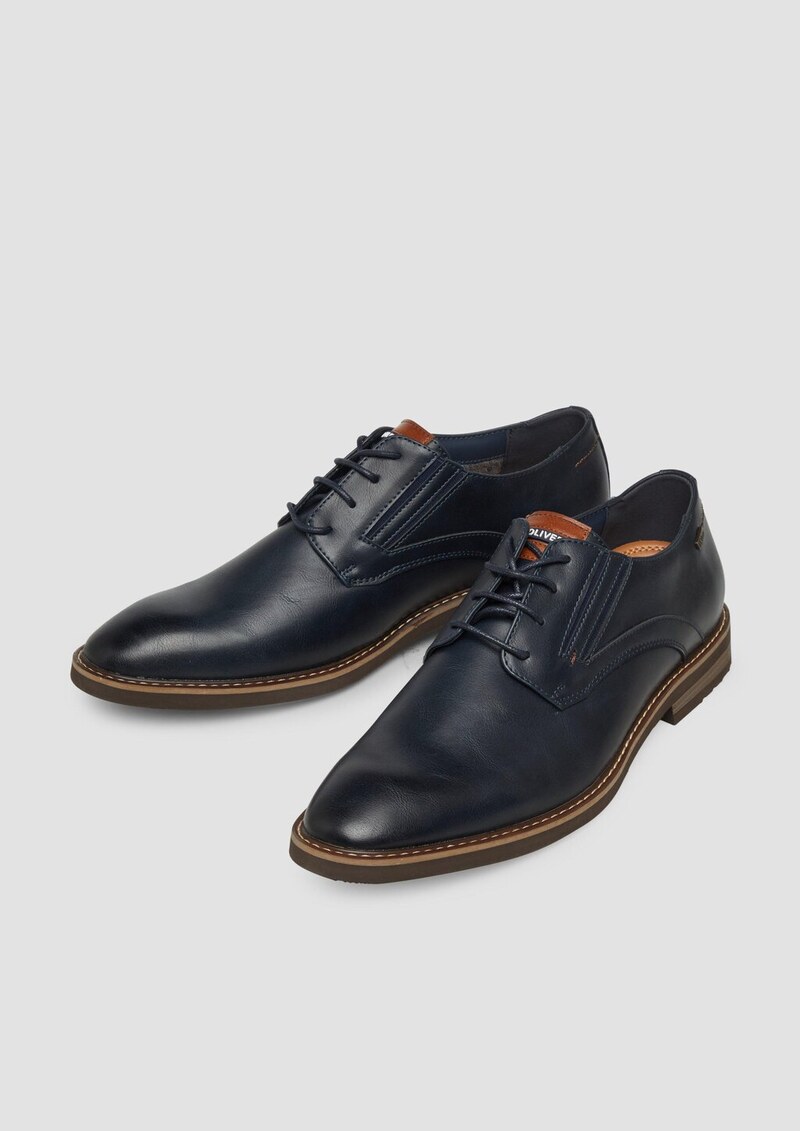 Elegante Schnürer in Leder-Optik