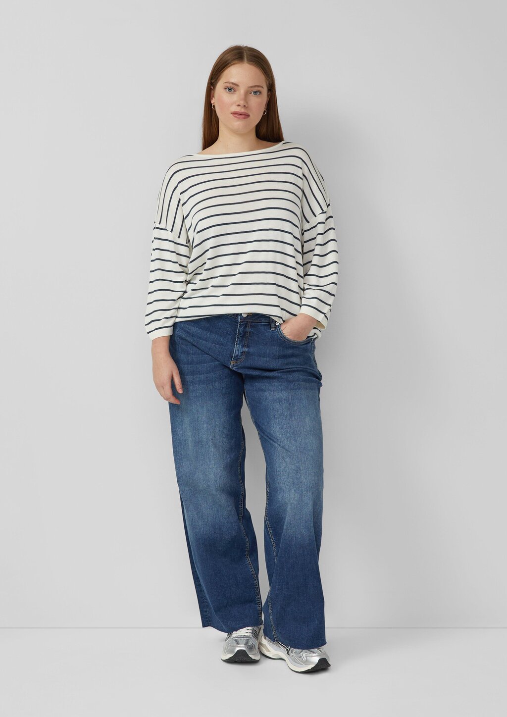 Leichter Strickpullover aus Viskosemix