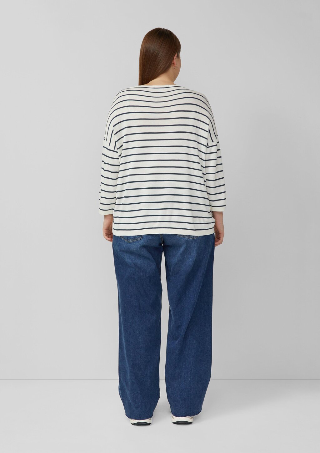 Leichter Strickpullover aus Viskosemix