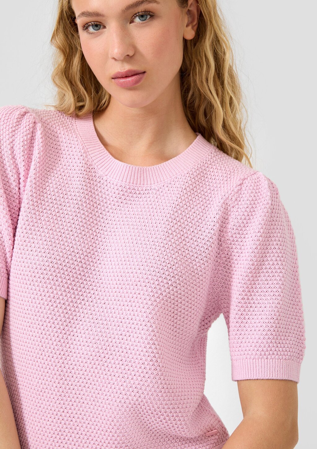 Strukturierter Pullover