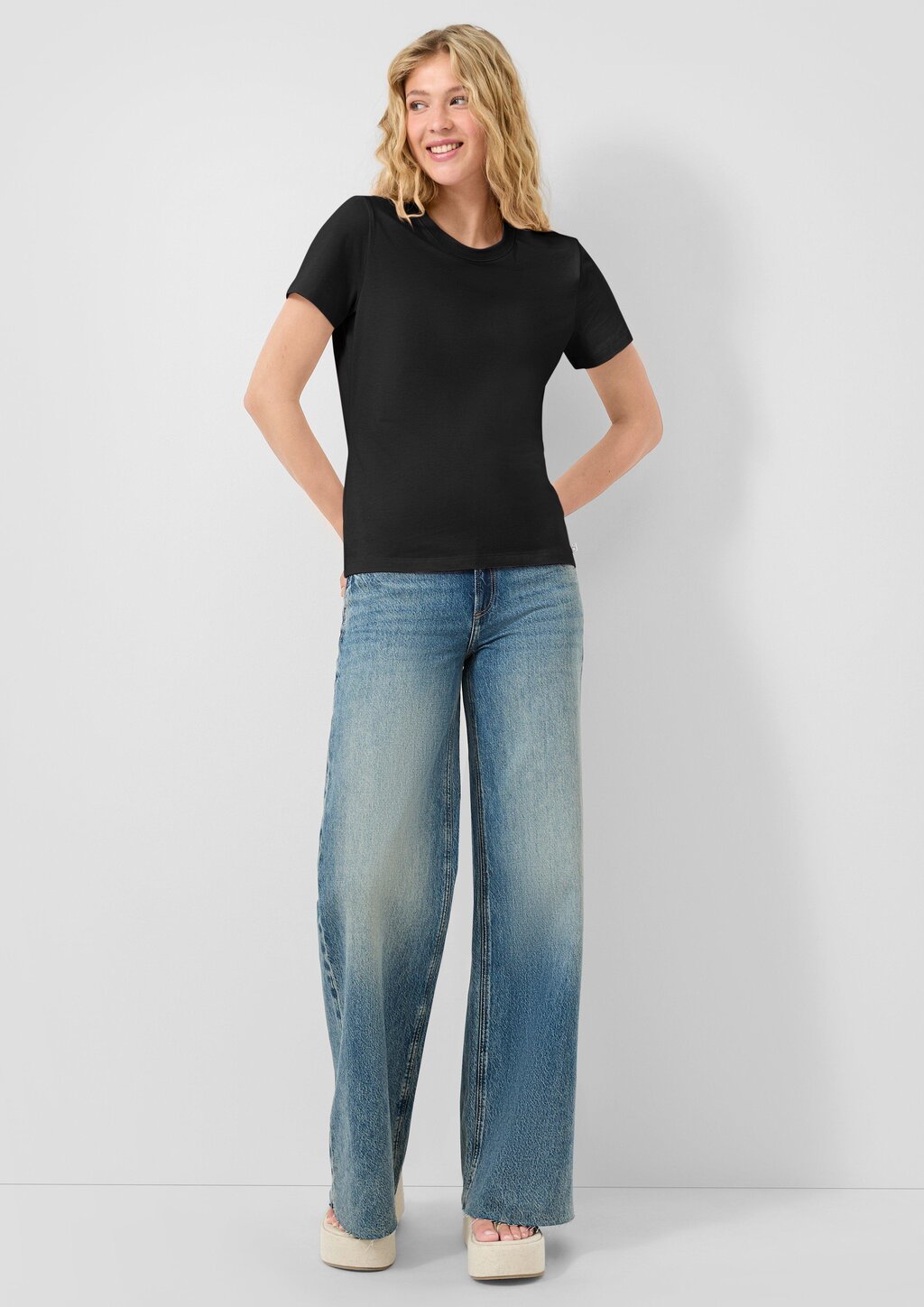 Basicshirt aus Baumwolle im Regular Fit