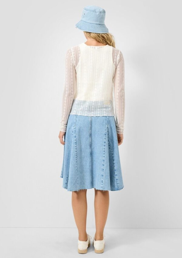 Ausgestellter Denimrock