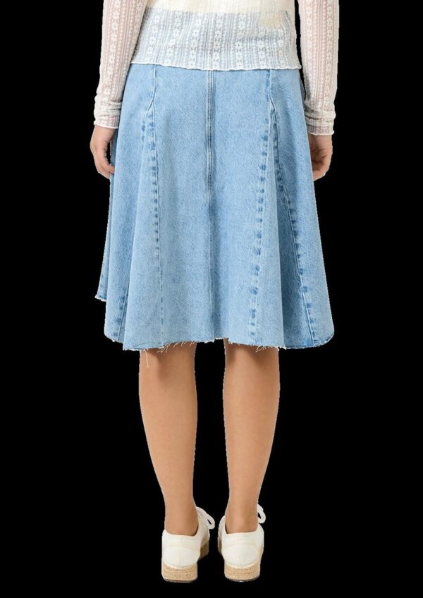 Ausgestellter Denimrock