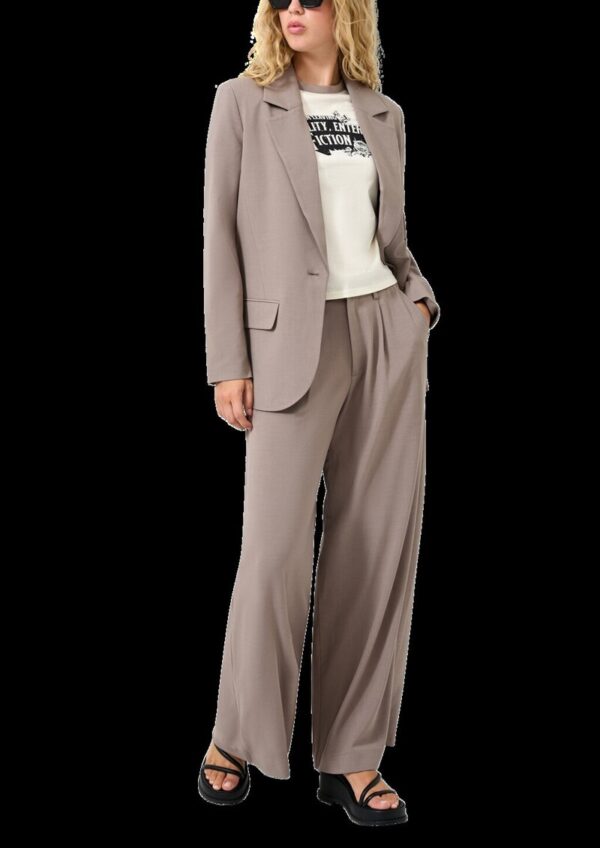 Blazer im Regular Fit mit tiefem Revers