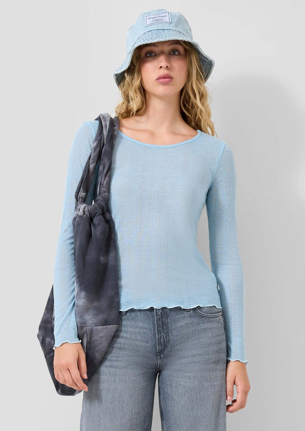 Leicht transparentes Rippshirt