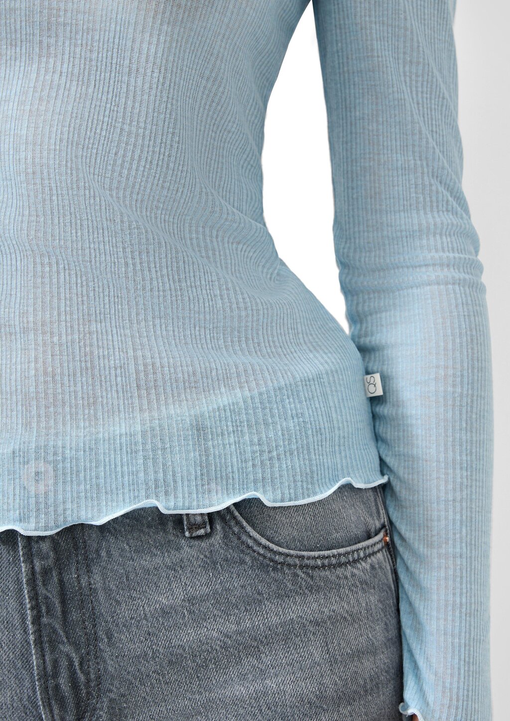 Leicht transparentes Rippshirt