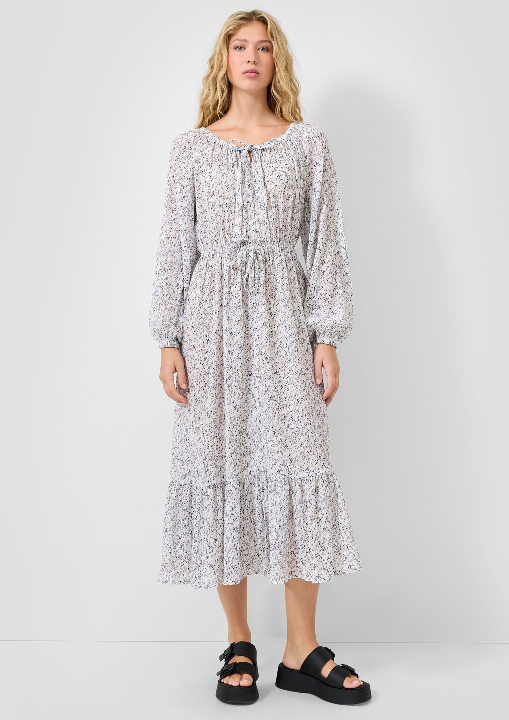 Langes Chiffonkleid mit Blümchenprint und seperatem Unterkleid