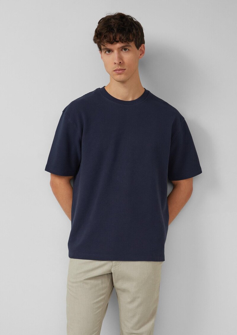 Hochwertiges T-Shirt mit Waffelstruktur im Modern Fit