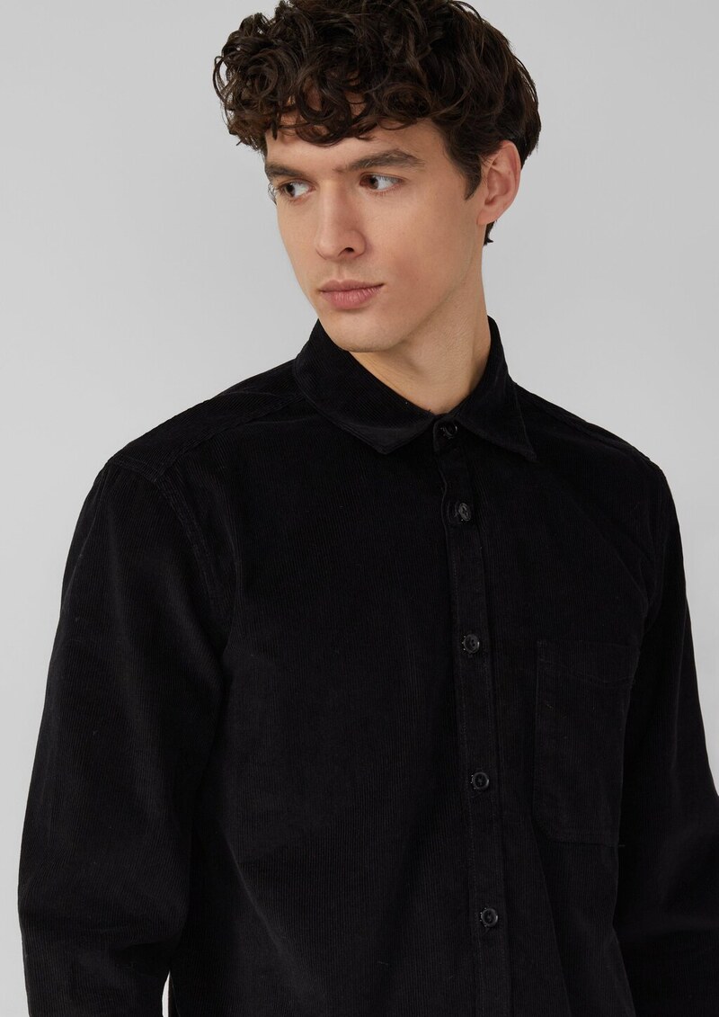Regular Fit: Baumwollhemd aus Cord mit Brusttasche