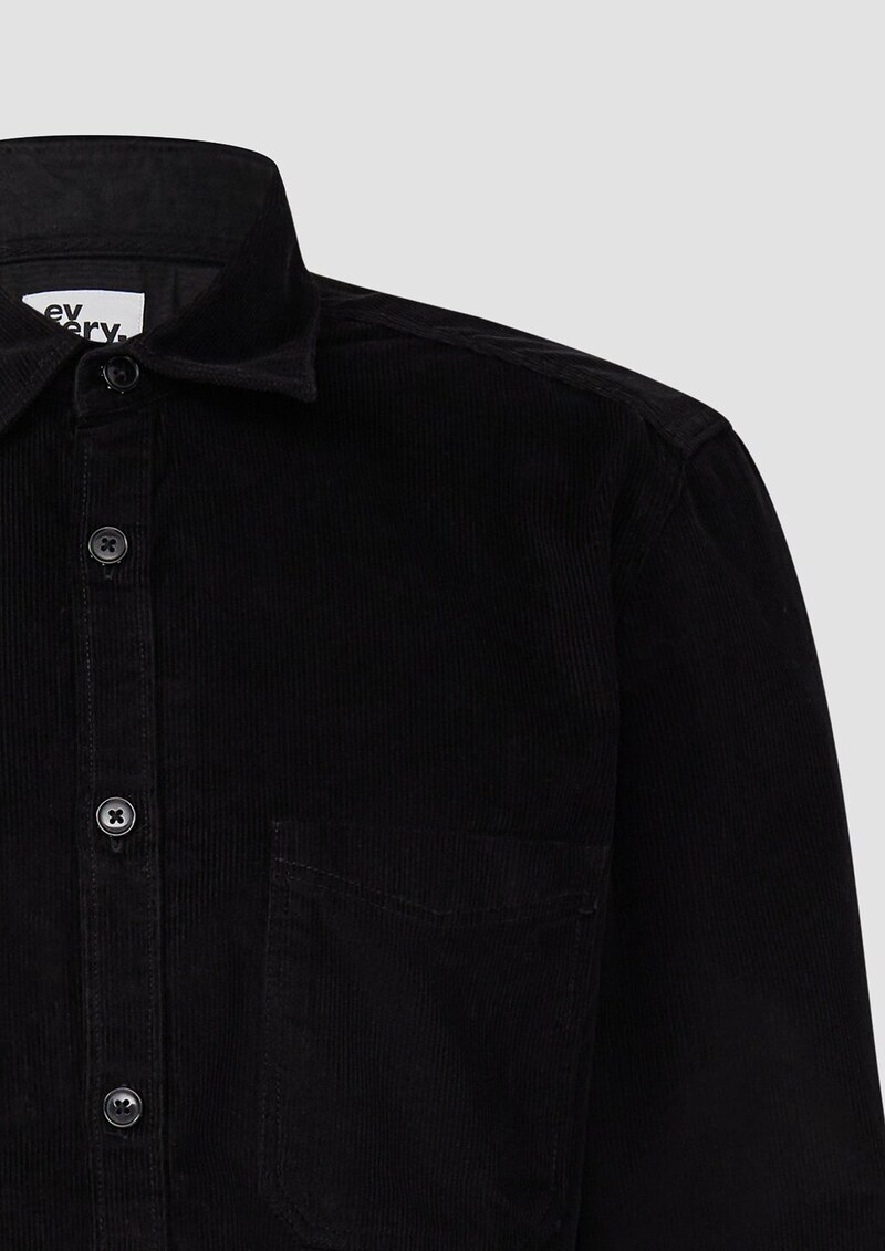 Regular Fit: Baumwollhemd aus Cord mit Brusttasche