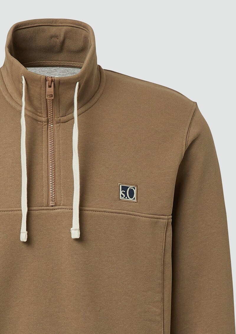 Sweatshirt mit Eingrifftaschen und Label-Patch