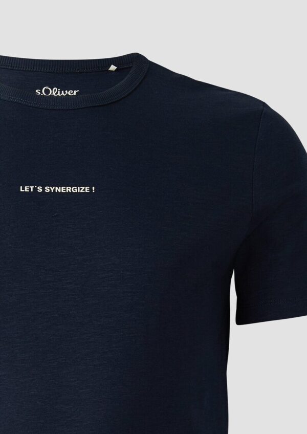 T-Shirt im Modern Fit mit Front- und Rückenprint