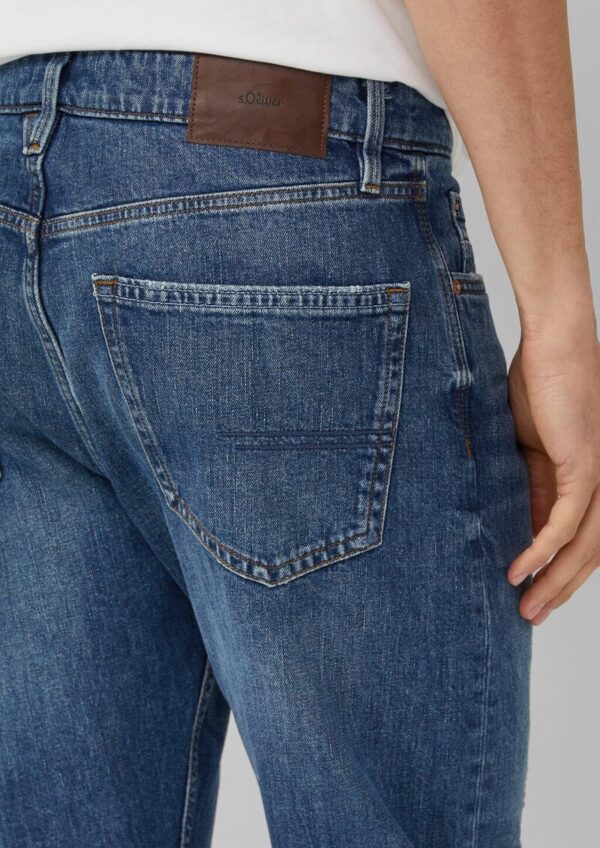 Jeans Benito / Regular Fit / Mid Rise / Straight Leg / Waschung