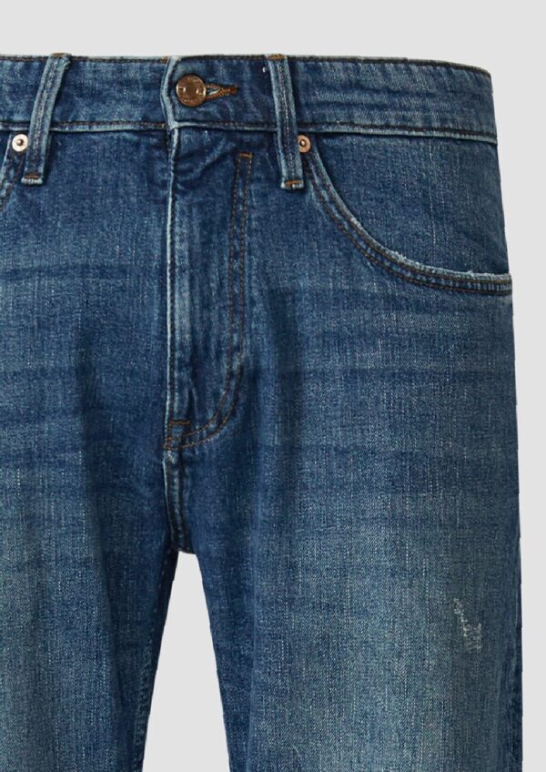 Jeans Benito / Regular Fit / Mid Rise / Straight Leg / Waschung