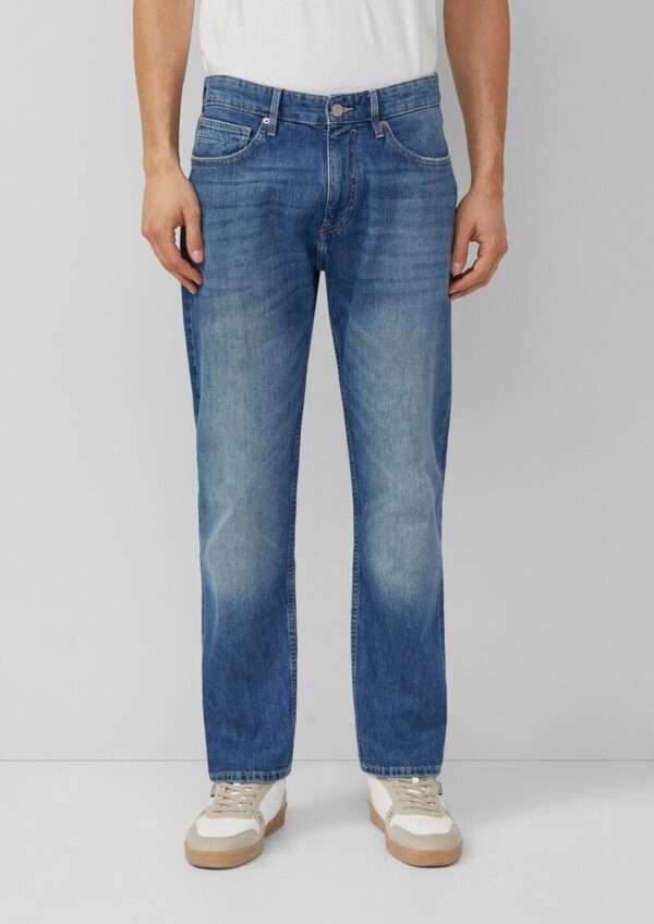 Jeans Benito / Regular Fit / Mid Rise / Straight Leg