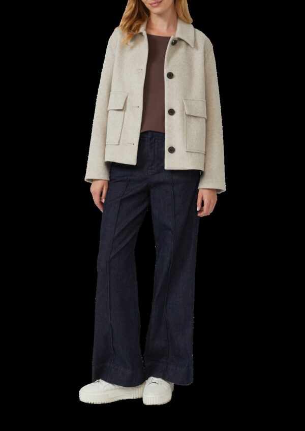 Fließendes Jersey-Shirt mit überschnittenen Schultern