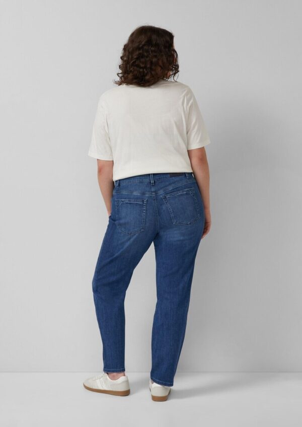 Jeans / Curvy Fit / Mide Rise / Slim Tapered Leg