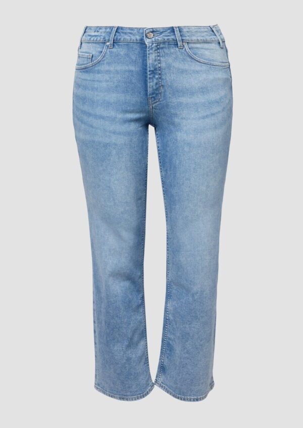 Jeans / Straight Fit / Mid Rise / Straight Leg