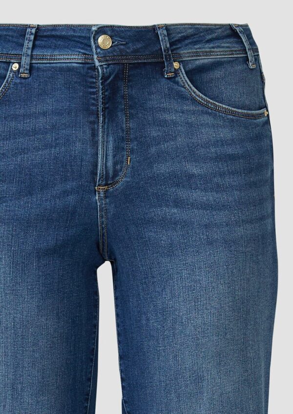 Jeans / Relaxed Fit / Mid Rise / Wide Leg